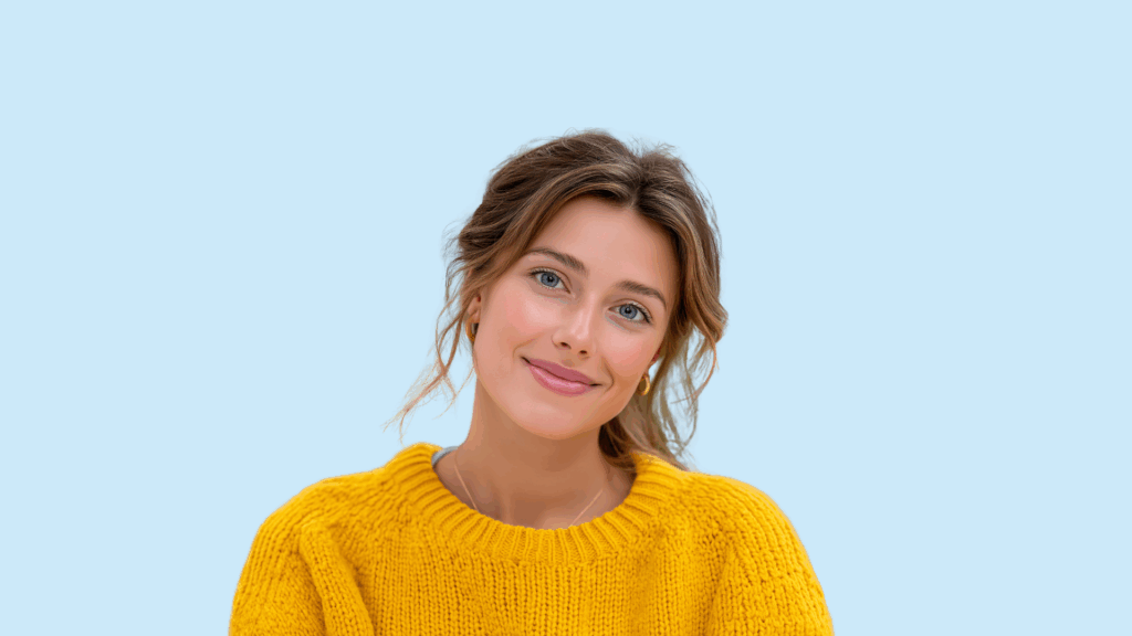 Personne travaillant sur un ordinateur en formation, illustrant le Certificat RH en Suisse